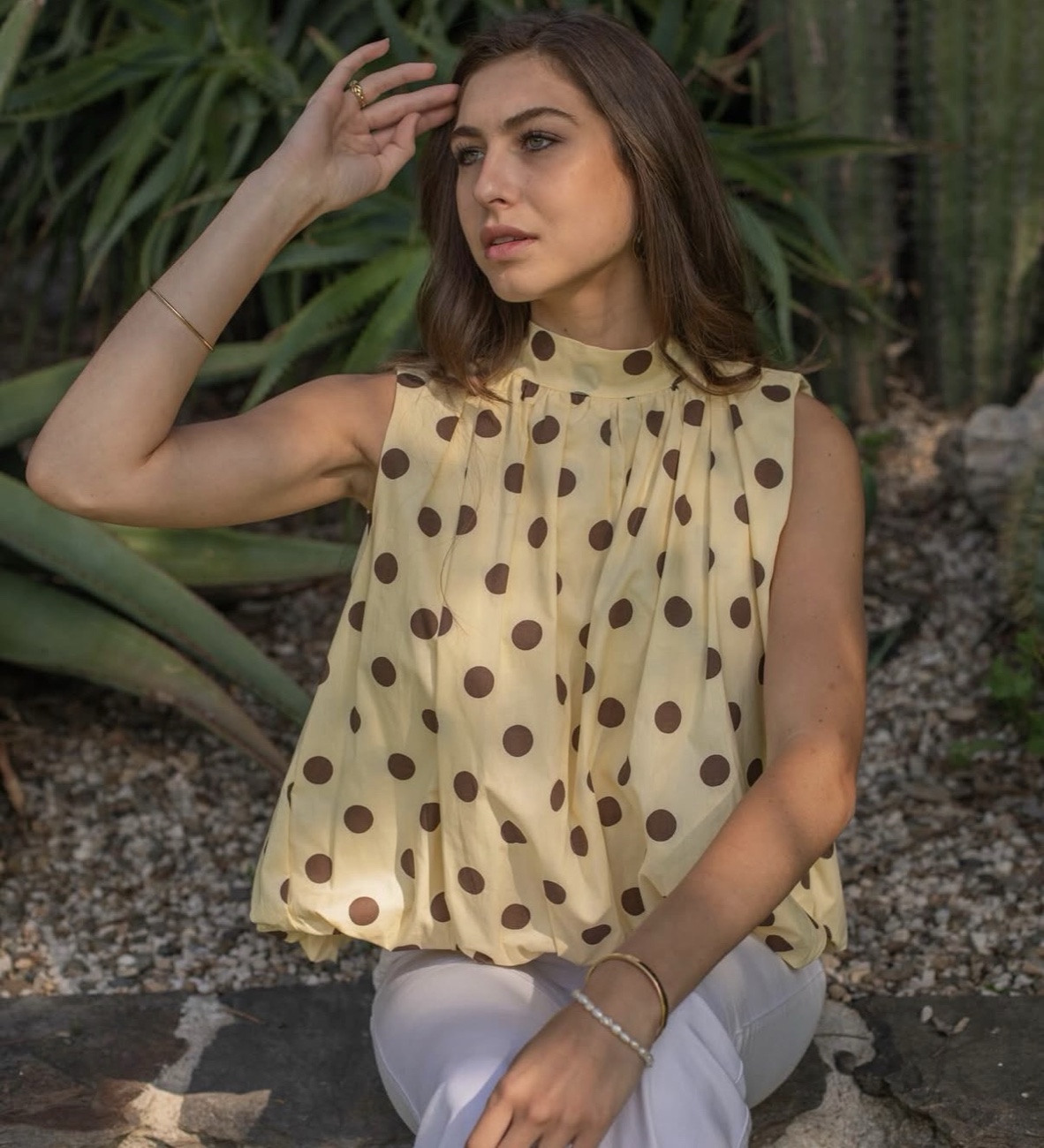 Cliente Palomita en top à pois, été méditerranéen
